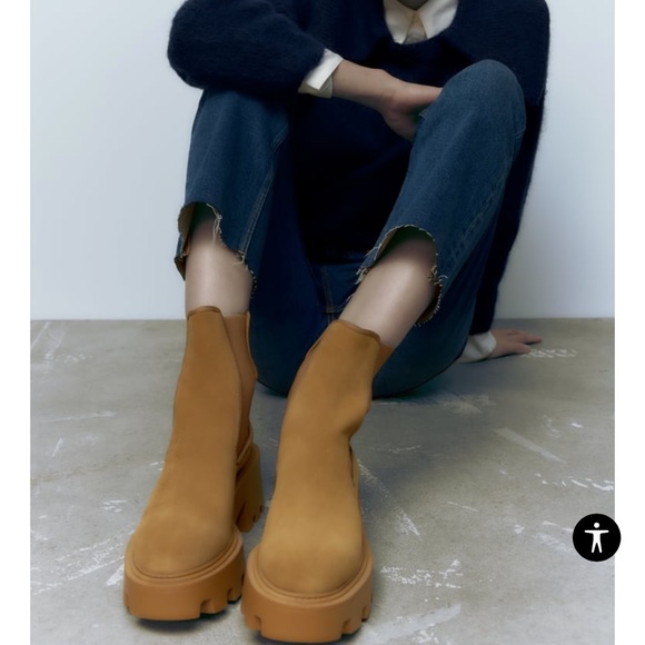 Zara boots never worn NEW with tags. - Picture 4 of 4